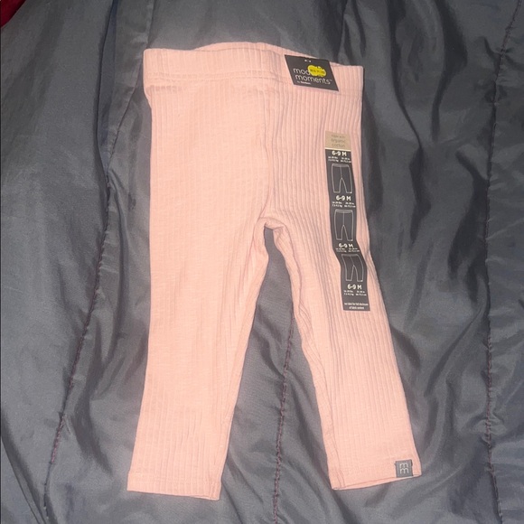 Pink Ribbed Leggings - Picture 1 of 1